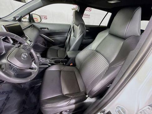 Used 2023 Toyota Corolla Cross AWD Hybrid w/ Convenience Package image 25