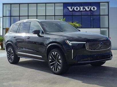 New 2026 Volvo XC90 B5 Plus w/ Protection Package Premier