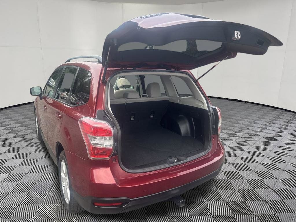 Used 2015 Subaru Forester 2.5i Premium w/ All-Weather Package AWD/4WD image 38