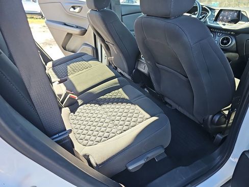 Used 2020 Chevrolet Blazer LT image 14