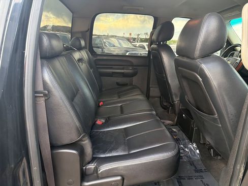 Used 2012 Chevrolet Silverado 2500 LT w/ Interior Plus Package AWD/4WD image 14