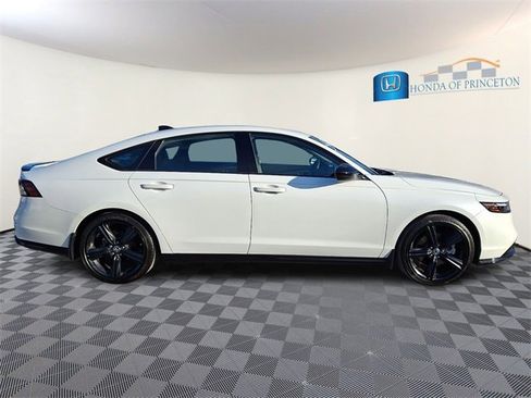 Certified 2023 Honda Accord Sport image 7