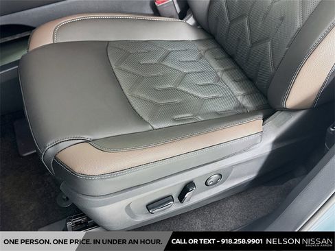 New 2026 Nissan Pathfinder Platinum image 19