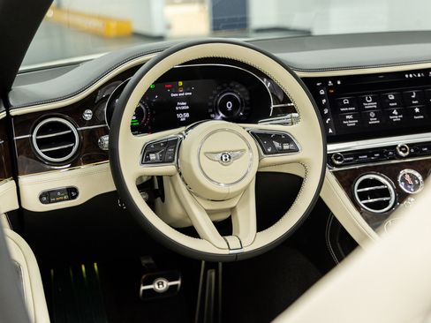 New 2026 Bentley Continental GTC AWD/4WD image 31