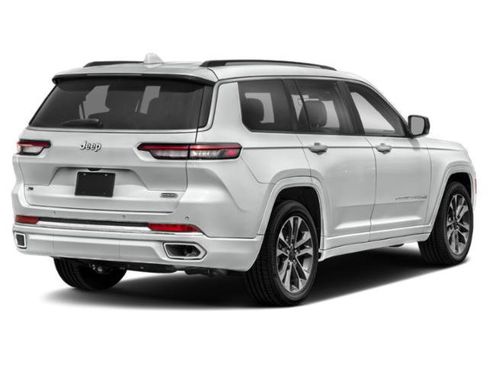 Used 2022 Jeep Grand Cherokee L Overland w/ Luxury Tech Group IV AWD/4WD image 5