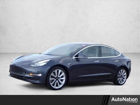 Used 2018 Tesla Model 3 Long Range image 1