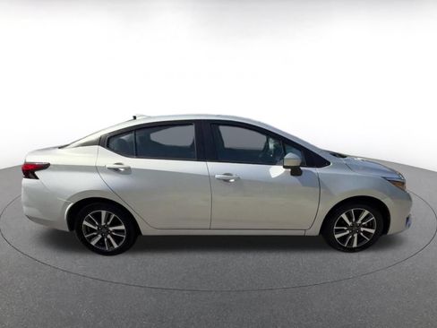 Used 2025 Nissan Versa SV FWD image 16