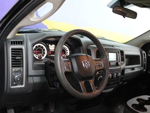 Used 2018 RAM 1500 Express w/ Express Value Package AWD/4WD image 14