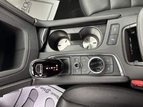 Used 2023 Cadillac XT5 Premium Luxury image 19