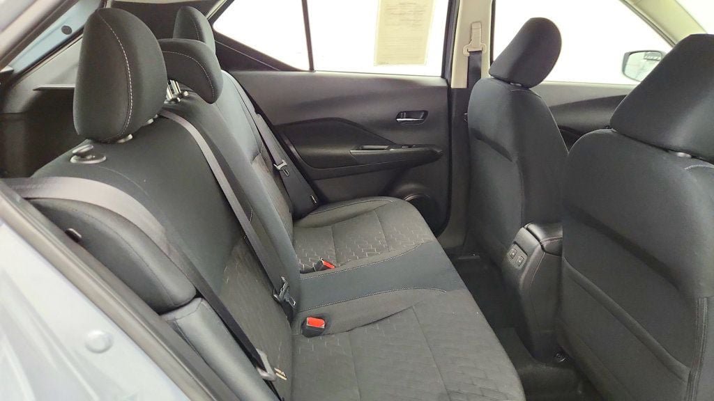 Used 2024 Nissan Kicks SV FWD image 21