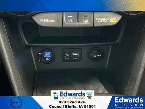 Used 2019 Hyundai Kona SE AWD/4WD image 23