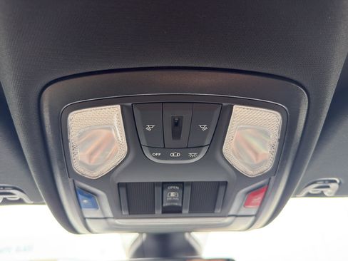 Used 2024 RAM 1500 Big Horn AWD/4WD image 23