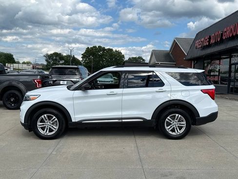 Used 2021 Ford Explorer XLT w/ Class III Trailer Tow Package AWD/4WD image 3