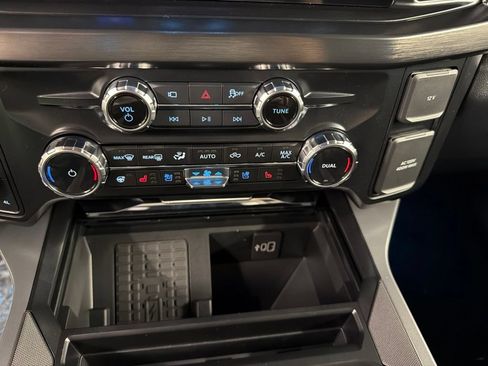 New 2026 Ford F250 Lariat w/ Chrome Package AWD/4WD image 14