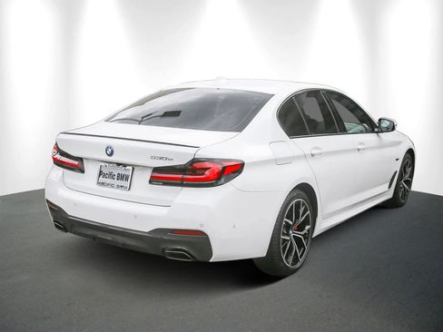 Certified 2023 BMW 530e w/ M Sport Package image 6