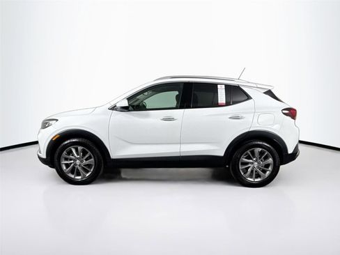 Used 2022 Buick Encore GX Essence w/ Experience Buick Package image 13