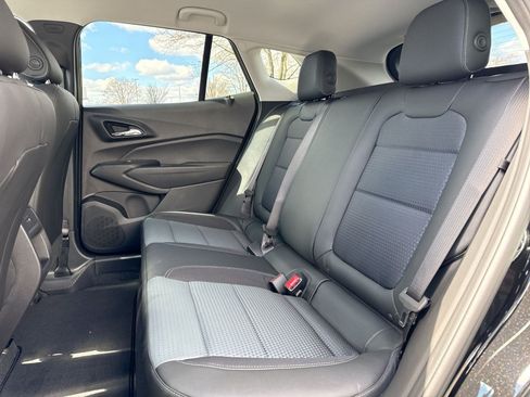 New 2026 Chevrolet Trax LT w/ Driver Confidence Package FWD image 19