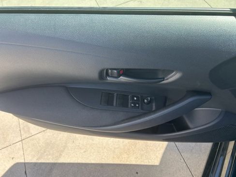 Used 2023 Toyota Corolla LE image 18