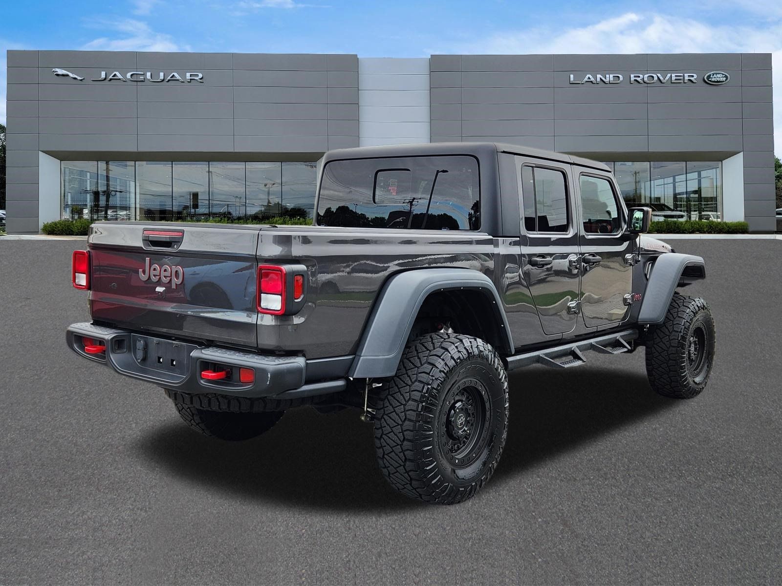 Used 2021 Jeep Gladiator Rubicon AWD/4WD image 4