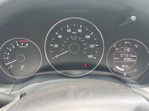Used 2018 Honda HR-V LX image 16