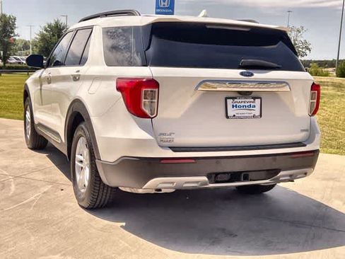 Used 2020 Ford Explorer XLT w/ Equipment Group 202A RWD image 5