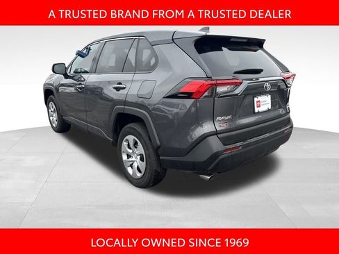 Certified 2022 Toyota RAV4 LE image 4