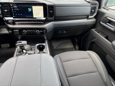 New 2026 Chevrolet Silverado 1500 RST AWD/4WD image 16