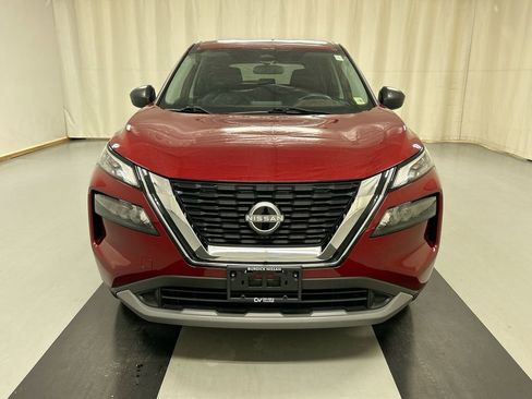 Used 2023 Nissan Rogue S image 3