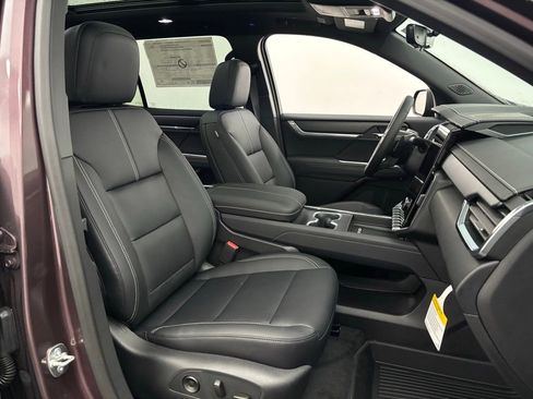 New 2026 GMC Acadia Elevation w/ Elevation Premium Package image 38