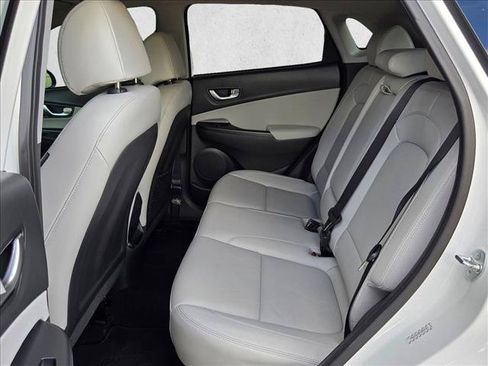 Used 2023 Hyundai Kona Limited FWD image 18