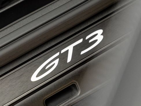 Certified 2026 Porsche 911 GT3 image 39