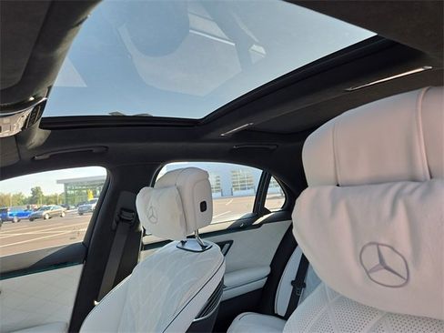 New 2025 Mercedes-Benz S 580 4MATIC Sedan image 27