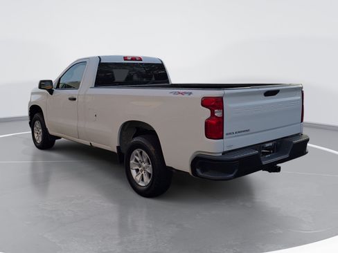 Used 2021 Chevrolet Silverado 1500 W/T w/ WT Value Package AWD/4WD image 5
