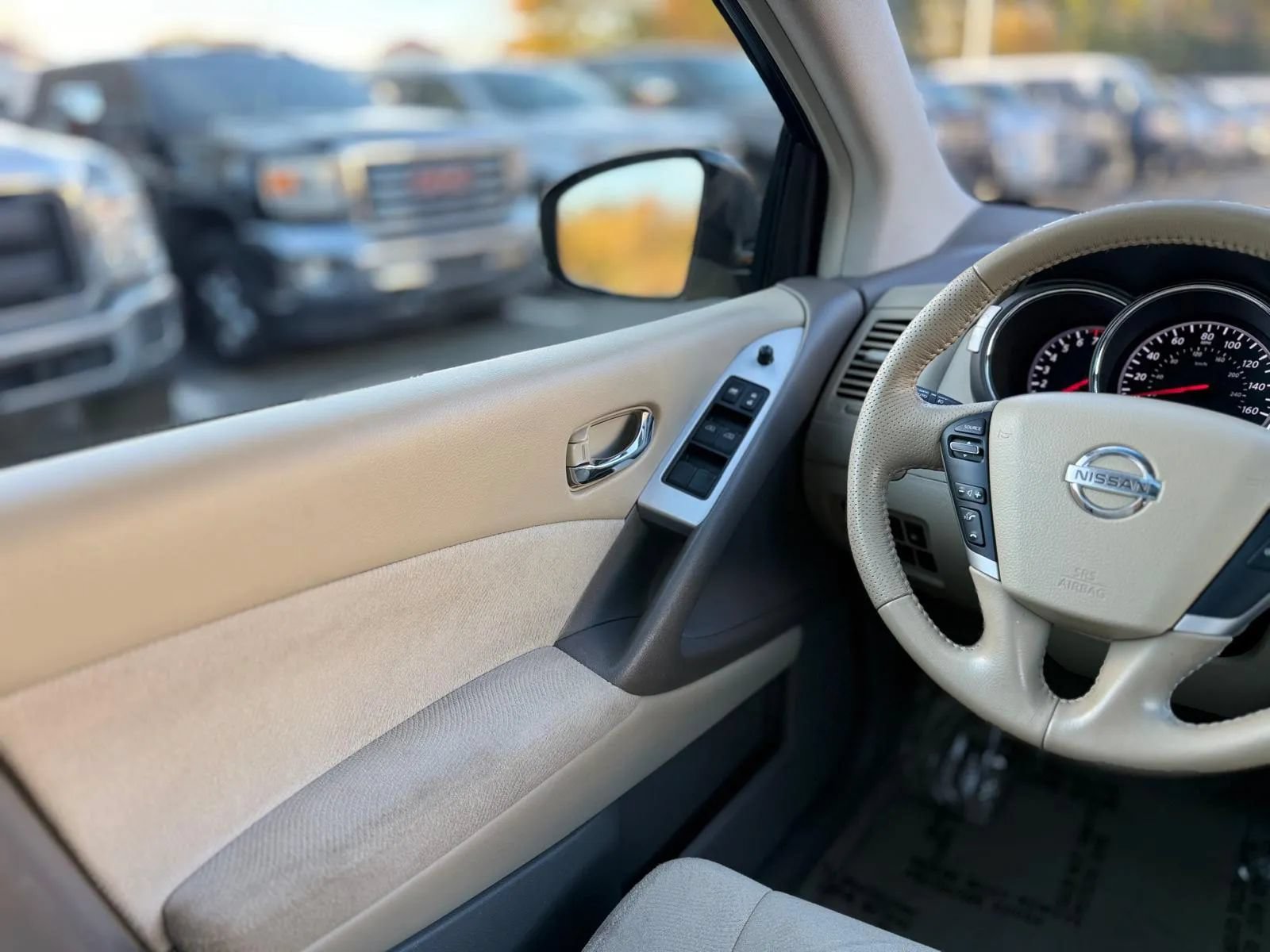 Used 2012 Nissan Murano SV AWD/4WD image 21