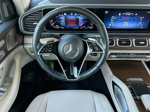 Used 2025 Mercedes-Benz GLE 350 GLE 350 4D Sport Utility 4MATI image 18