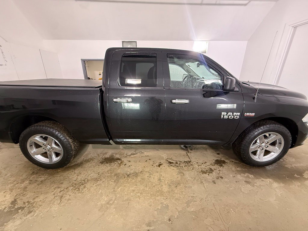 Used 2016 RAM 1500 Express AWD/4WD image 7