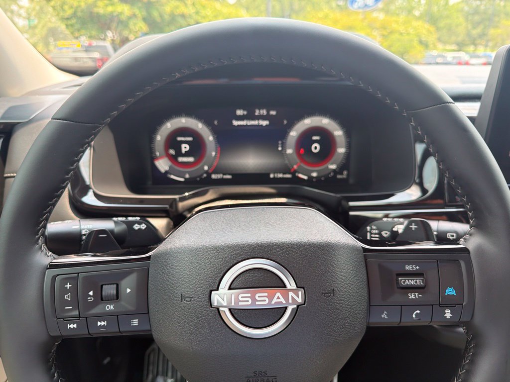 Used 2026 Nissan Pathfinder SL FWD image 30