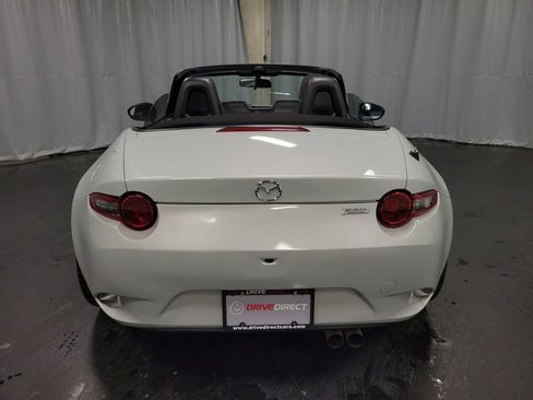 Used 2019 MAZDA MX-5 Miata Sport image 8