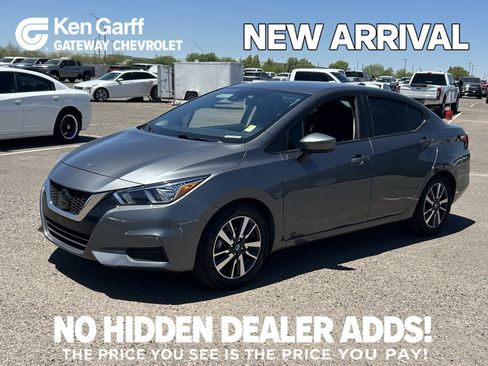 Used 2020 Nissan Versa SV FWD image 1