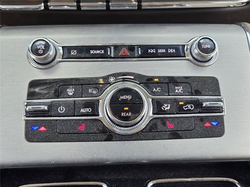 Used 2023 Lincoln Aviator 2WD image 4