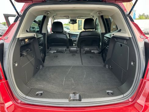 Used 2021 Buick Encore Preferred image 21