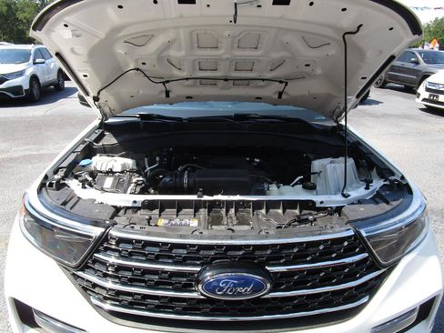 Used 2020 Ford Explorer XLT w/ Equipment Group 202A RWD image 35