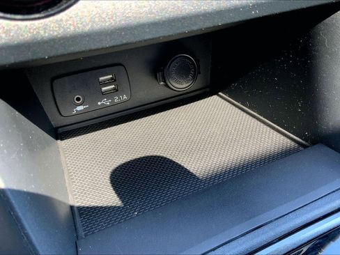 Used 2022 Subaru Crosstrek 2.5i Sport w/ Moonroof Package AWD/4WD image 34