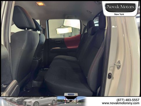 Used 2023 Toyota Tacoma SR5 AWD/4WD image 13