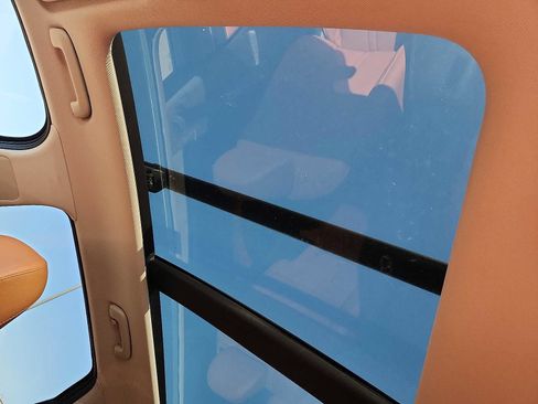 Used 2022 Kia Sorento SX Prestige w/ Rust Color Package image 14