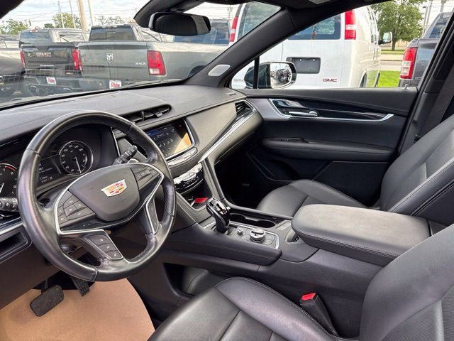 Used 2024 Cadillac XT5 Premium Luxury AWD/4WD image 9