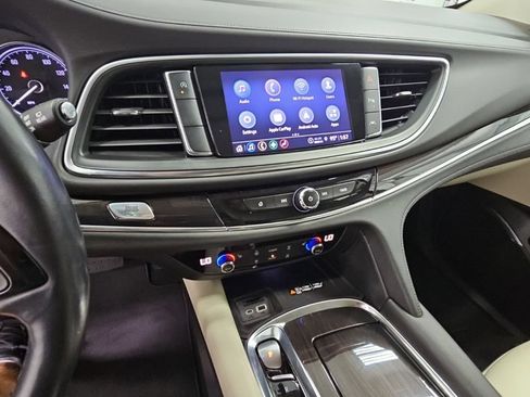 Certified 2024 Buick Enclave Essence w/ Technology Package FWD image 13