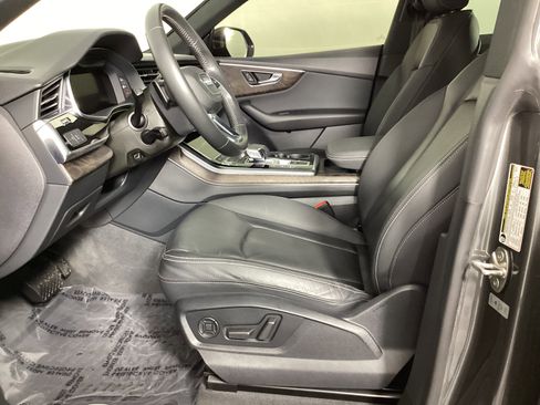 Used 2020 Audi Q8 Premium w/ Black Optic Package image 30