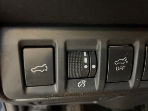 Used 2024 Subaru Outback Limited image 17