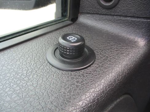 Used 2013 Ford F150 XLT w/ Luxury Equipment Group image 20